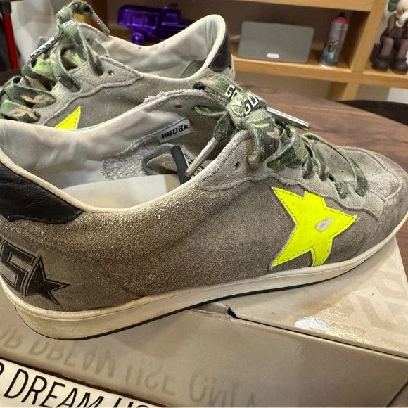 Golden Goose Gray Sneakers with Neon Yellow Star - Picture 2 of 8